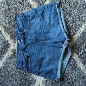 Old Navy Extreme High Rise Mom Jean Denim 90s Short Size 10
